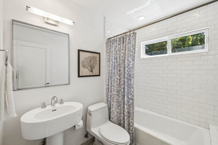 047-1046-sonoma-avenue.93013.p2k.043